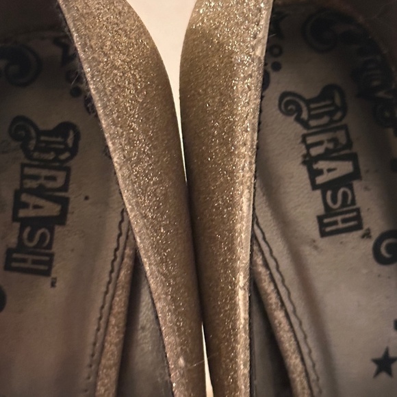 Brash Women's Sexy Gold Glitter High Heel Shoes - Picture 5 of 11